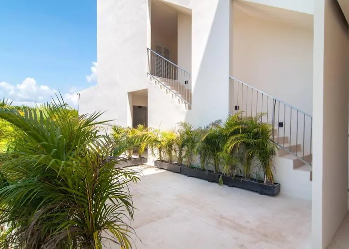 Ground Level Garden At South By Tao Santamar Appartement *